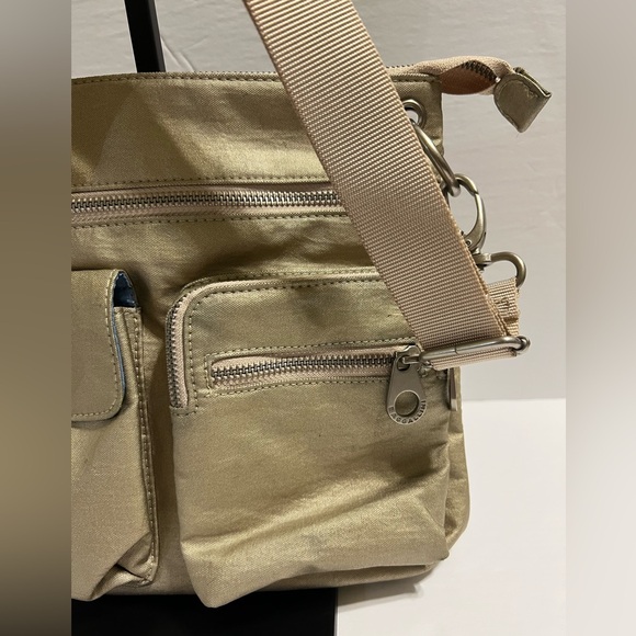 Baggallini Gold Crossbody Purse with Pockets - Picture 2 of 13